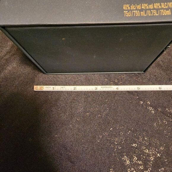 Johnnie Walker Blue Label Case - Picture 4 of 6